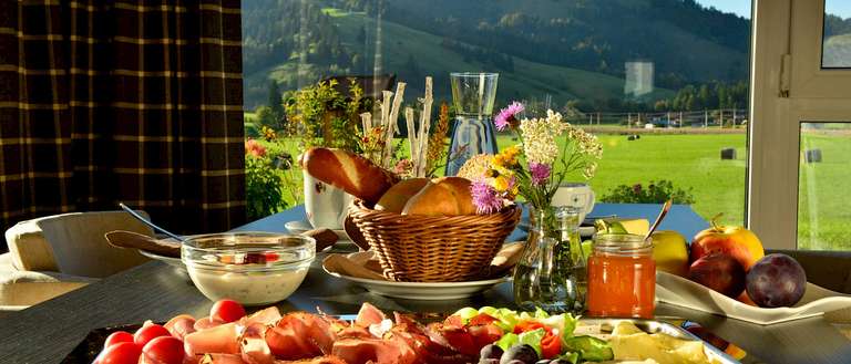 2 Nächte im Fairhotel Hochfilzen, Tirol für 2P inkl. Frühstück & Wellness ab 198€ (28.4-30.6 & 8.9-30.11 4 Nächte zum Preis von 3)