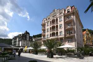 2 Übernachtungen im ASTORIA Hotel & Medical Spa inkl. Halbpension, Wellness & Fitnessbereich ab 258€ für 2 Personen | Karlsbad, Tschechien