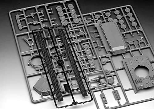 Revell 03508 Tiger I World of Tanks Modellbausatz für Einsteiger