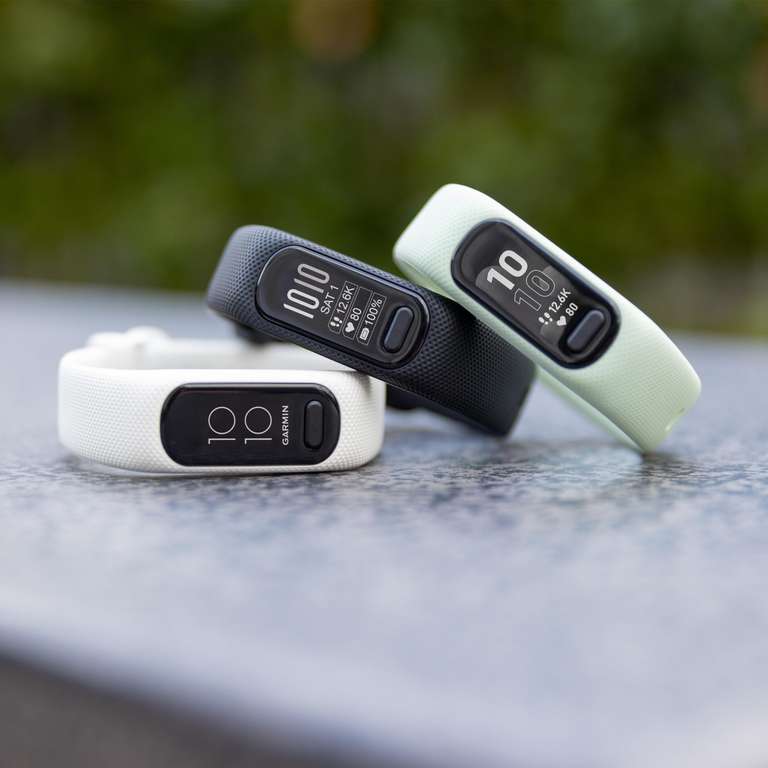 Garmin vívosmart 5 – Fitness-Tracker mit extragroßem OLED-Touchdisplay, Gesundheitsfunktion wie Schlafqualität und Herzfrequenzmessung